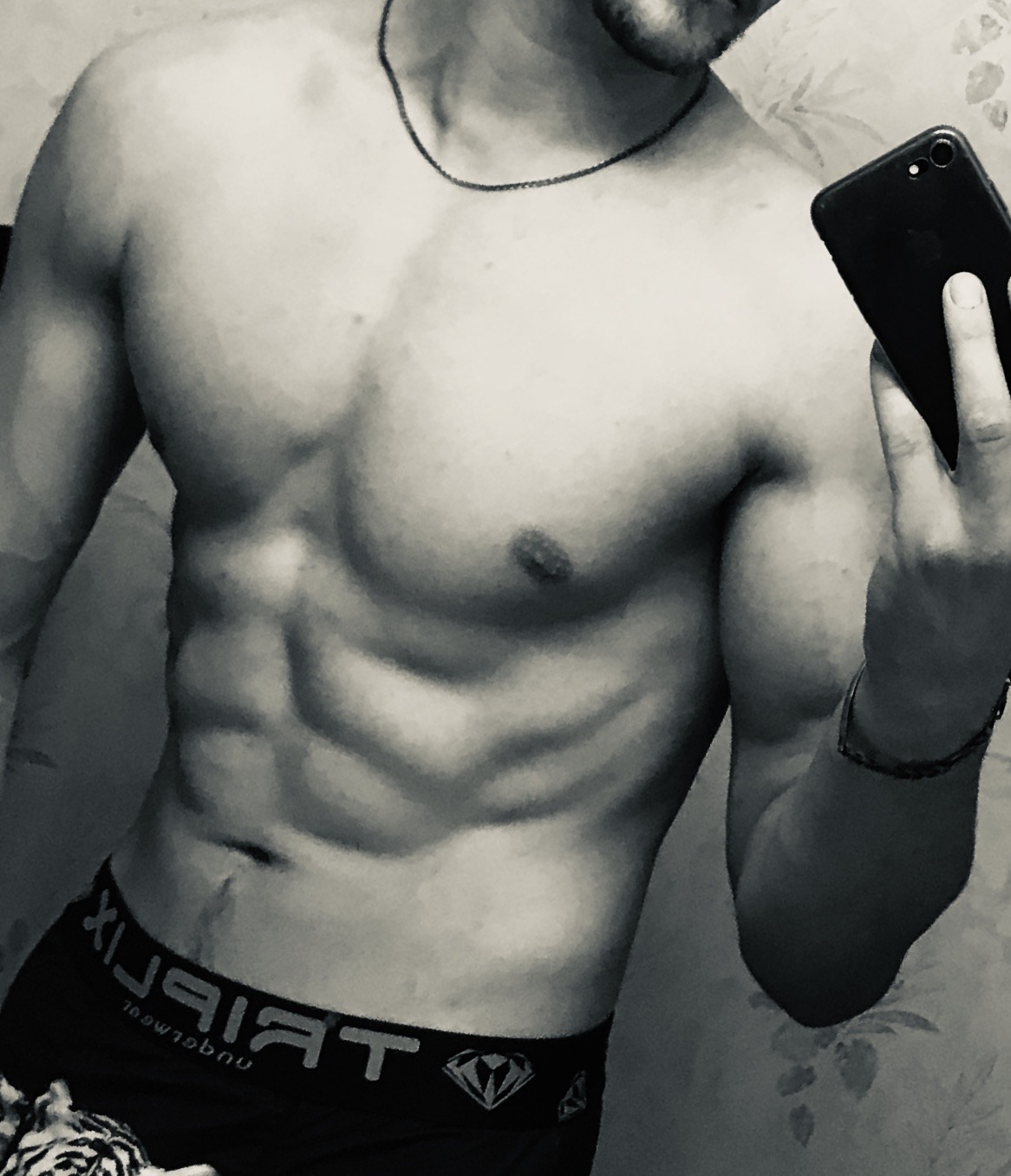 Profil de Tapa, 27 ans, Escort gay à Eptingen