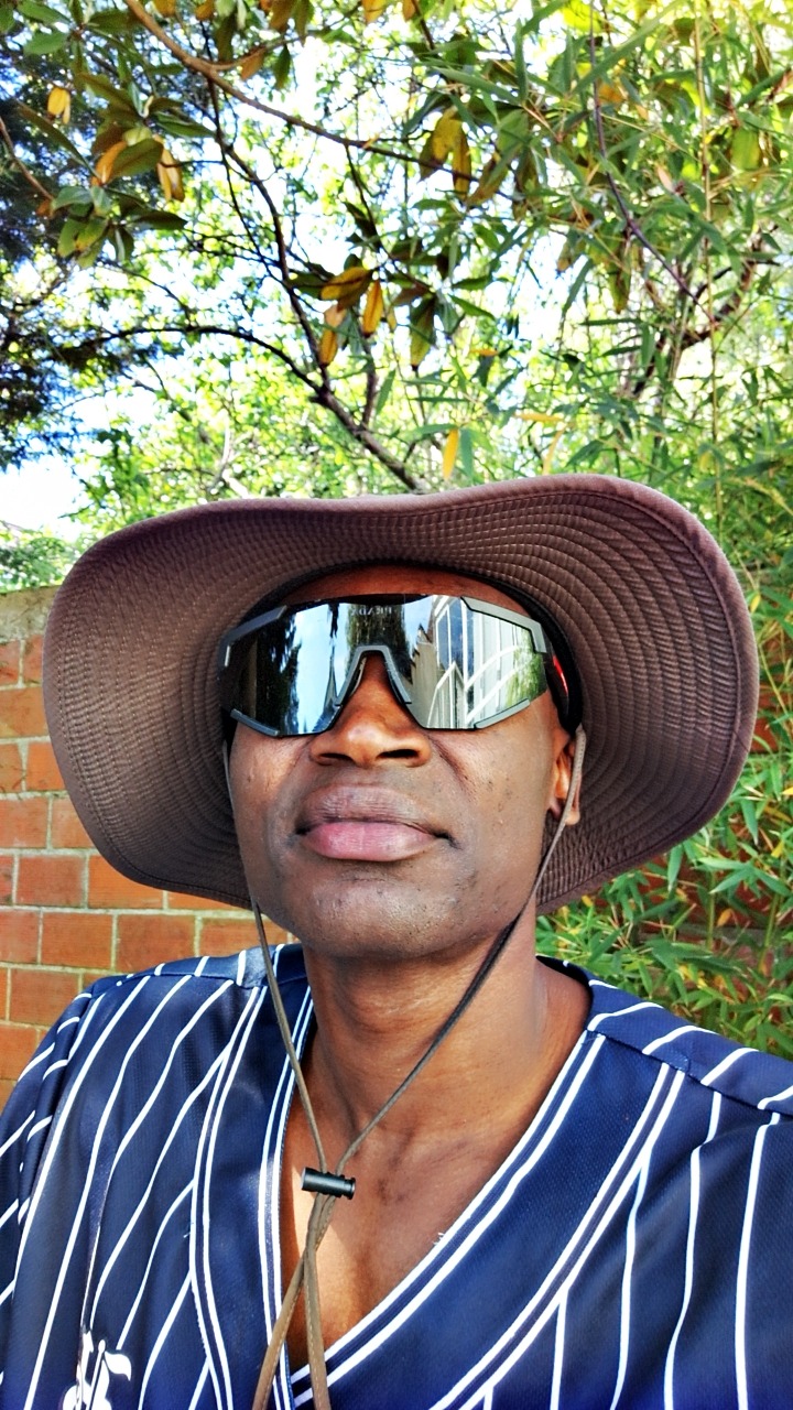 Profil de Maximo, 29 ans, Escort gay à Islisberg