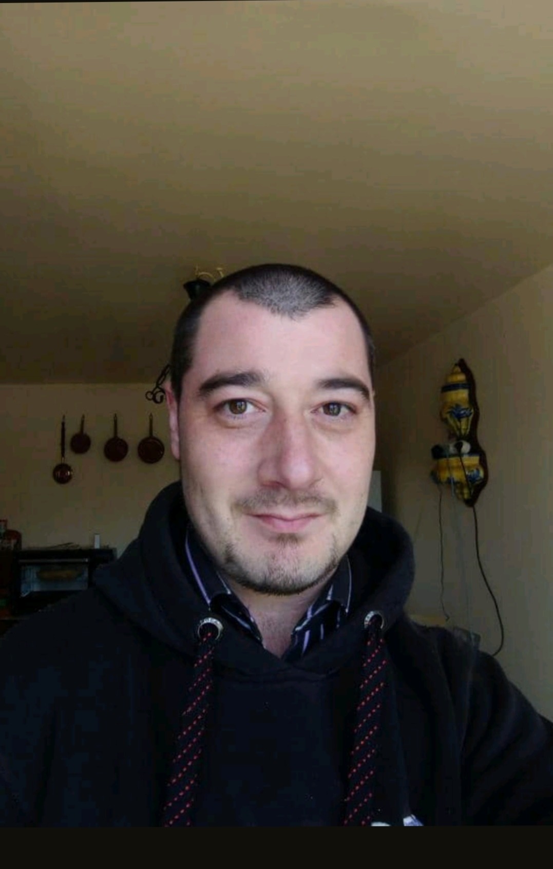Profil de Alix, 35 ans, Escort gay à Mollens VD