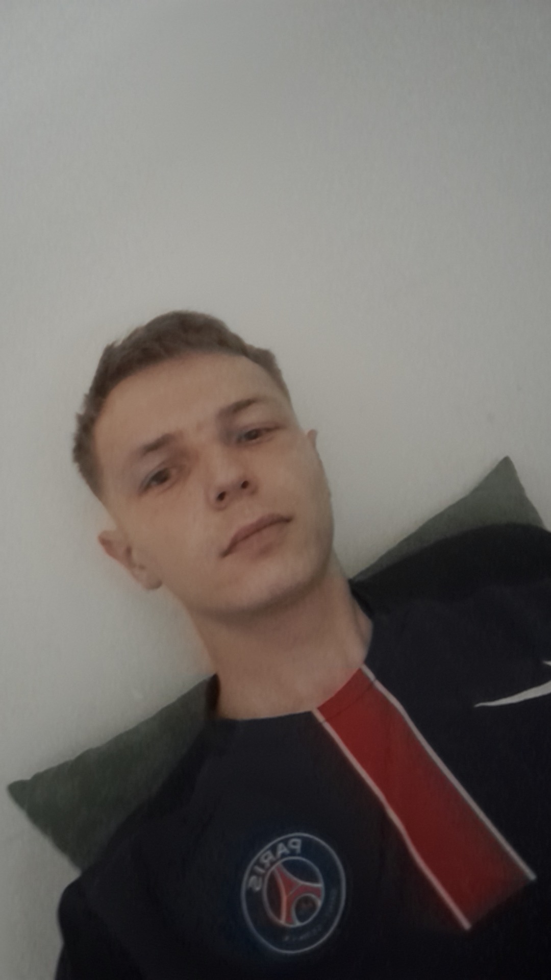 Profil de Wali, 24 ans, Escort gay à Les Planchettes