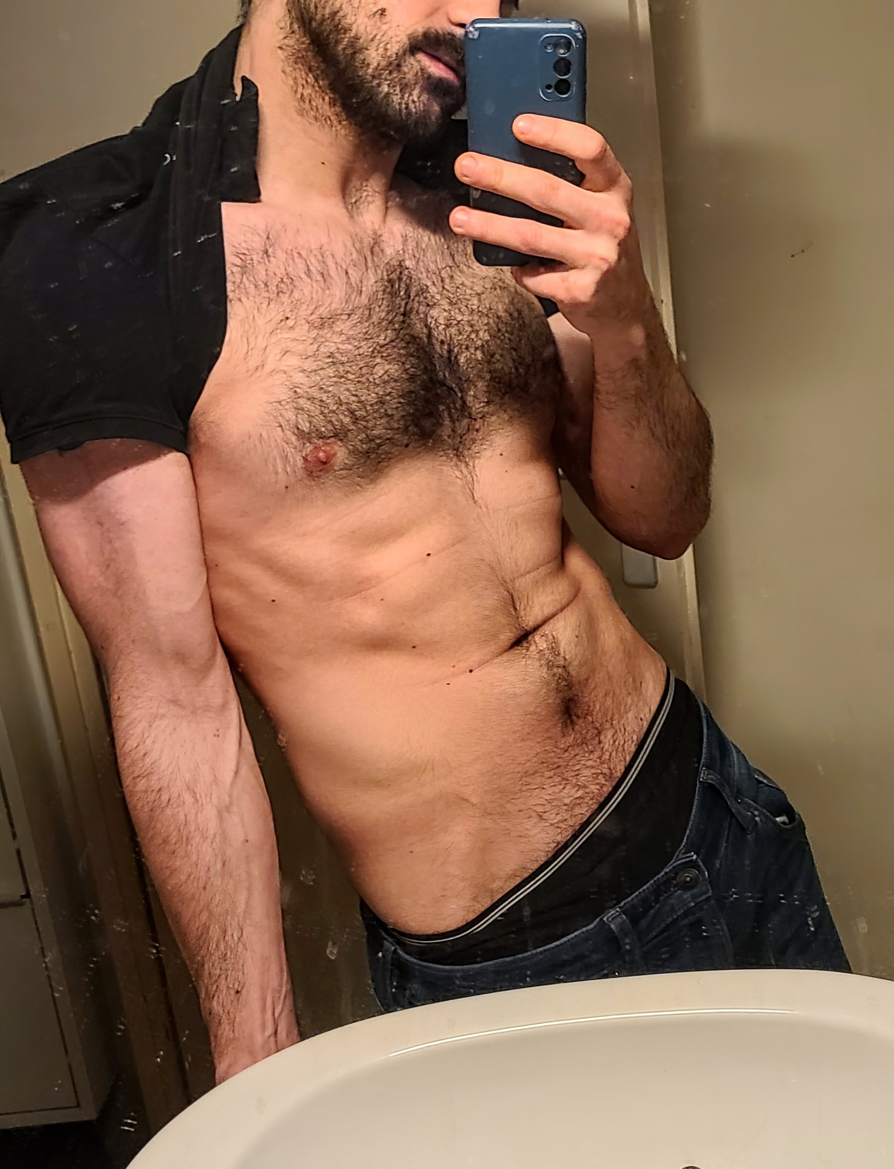 Profil de Gill, 25 ans, Escort gay à Lohn-Ammannsegg