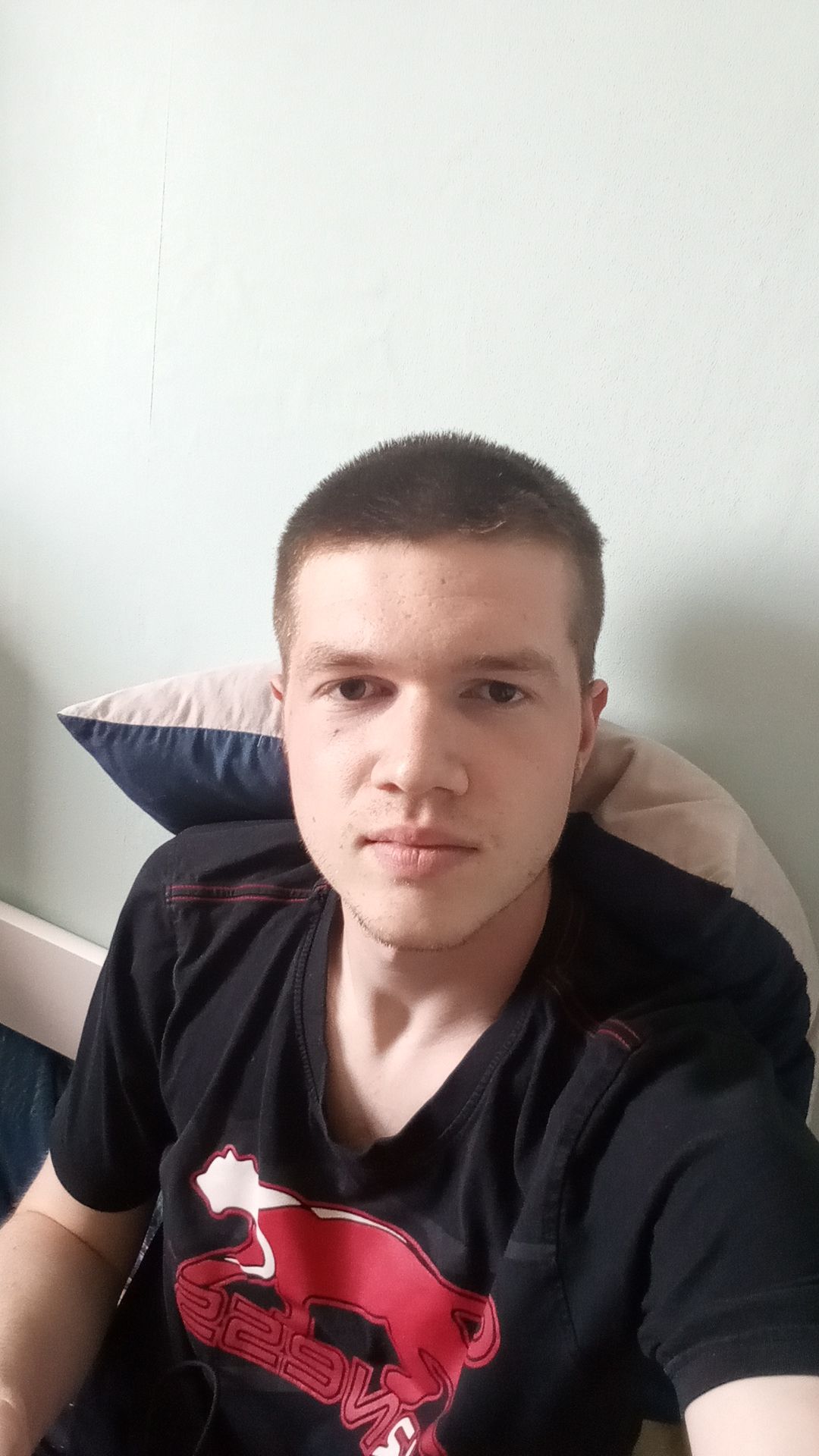 Profil de Frantzy, 23 ans, Escort gay à Oberurnen