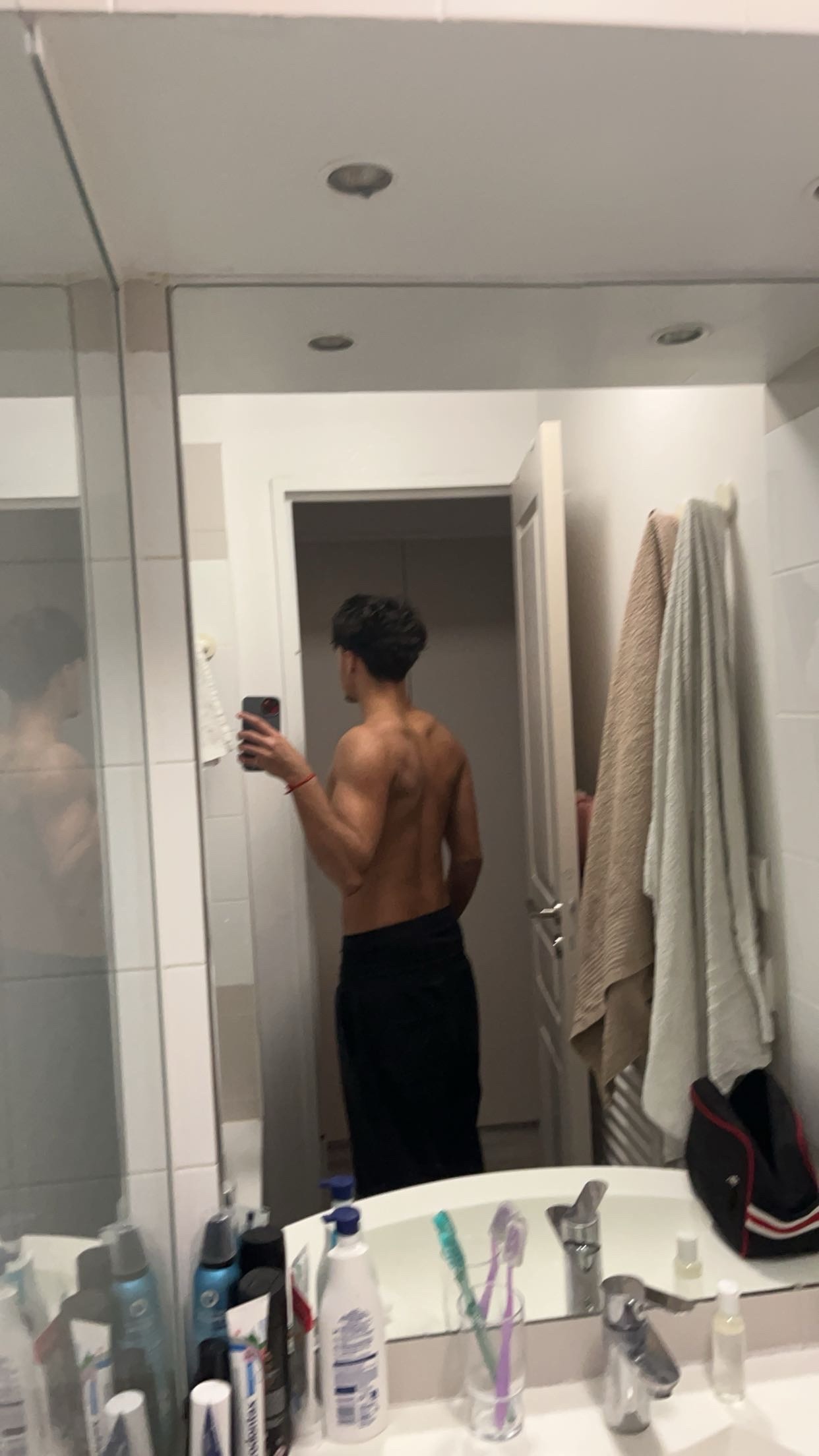 Profil de Evenn, 21 ans, Escort gay à Weinfelden