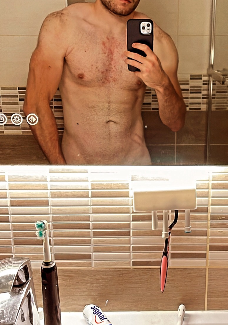 Profil de Loni, 22 ans, Escort gay à Grüningen