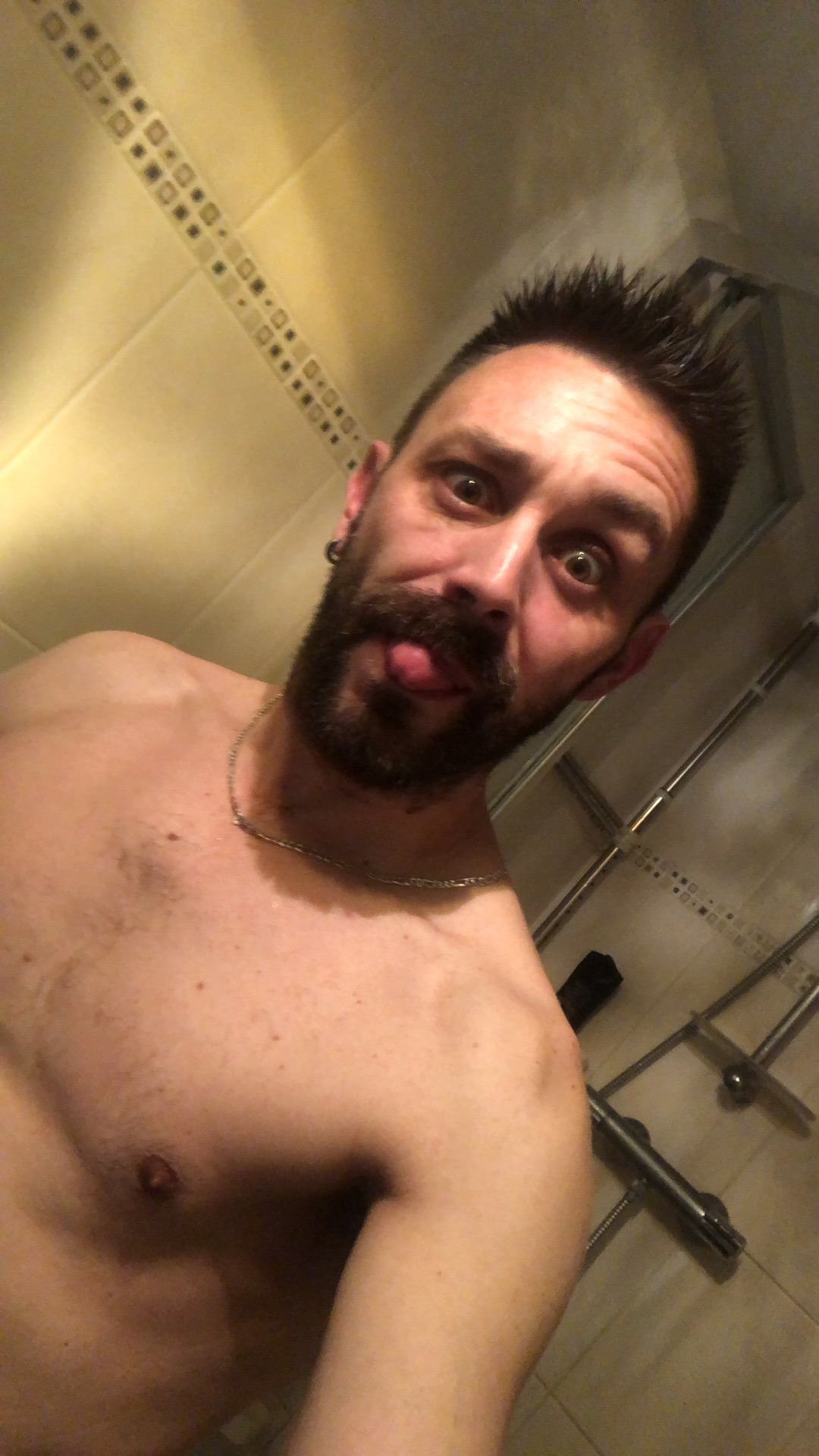 Profil de Shalom, 39 ans, Escort gay à Aranno