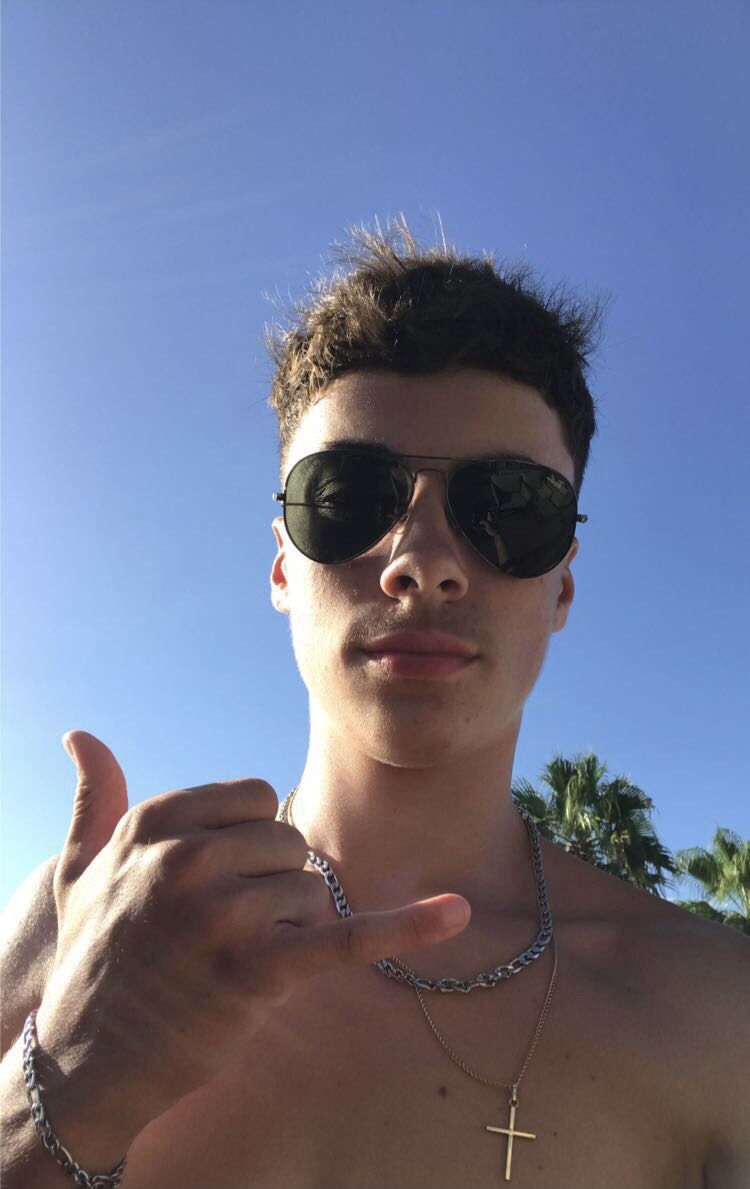 Profil de Yao, 20 ans, Escort gay à Heimenschwand