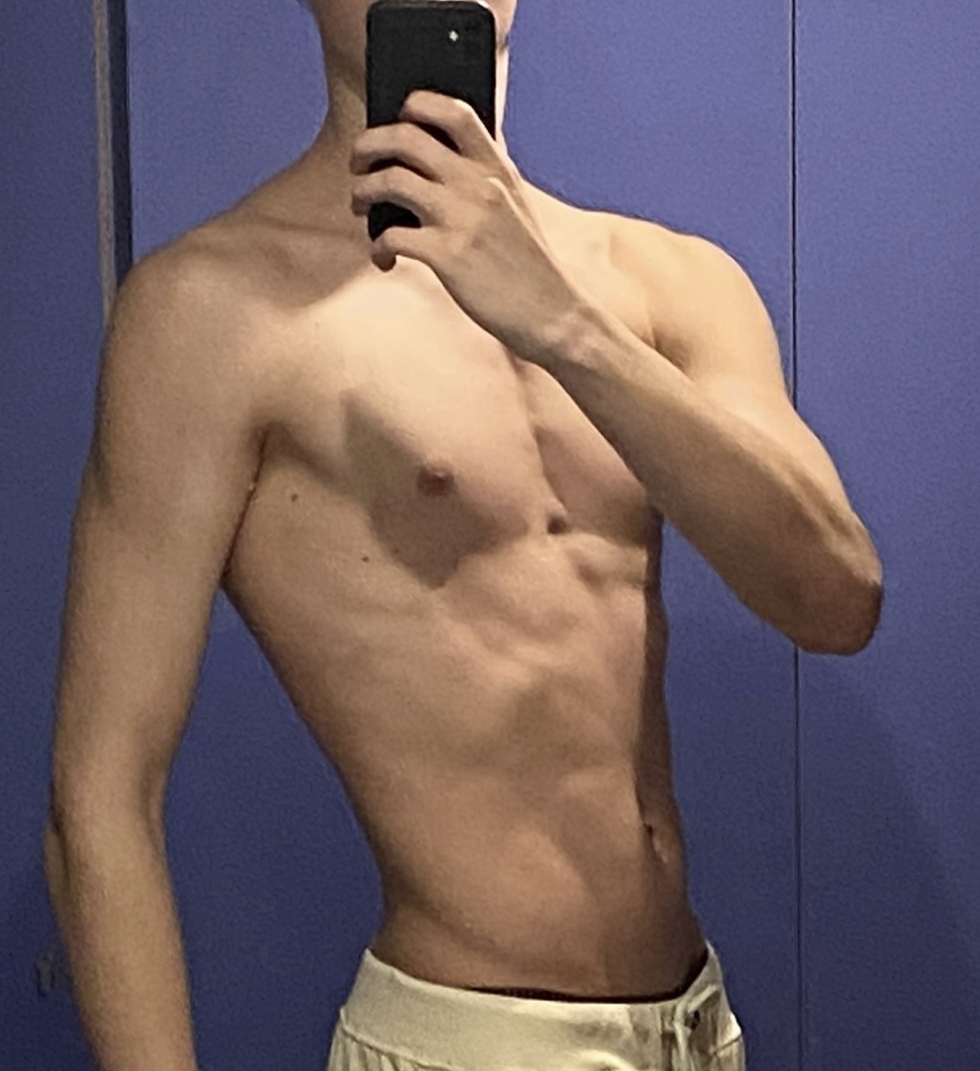 Profil de Cyran, 22 ans, Escort gay à Sternenberg