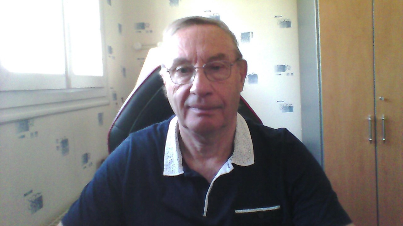 Profil de Brayane, 55 ans, Escort gay à Tumegl/Tomils