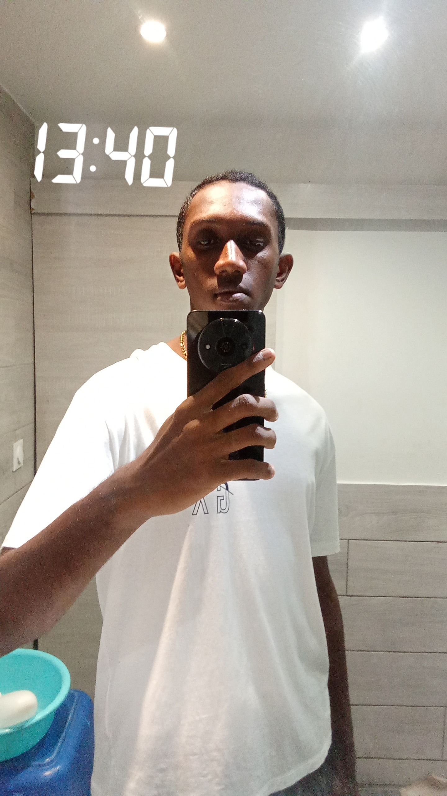 Profil de Farhat, 21 ans, Escort gay à Ebersol