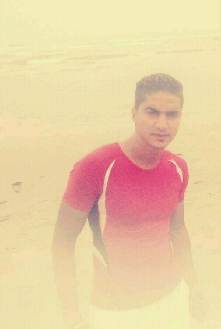 Profil de Abderahime, 36 ans, Escort gay à Schlans