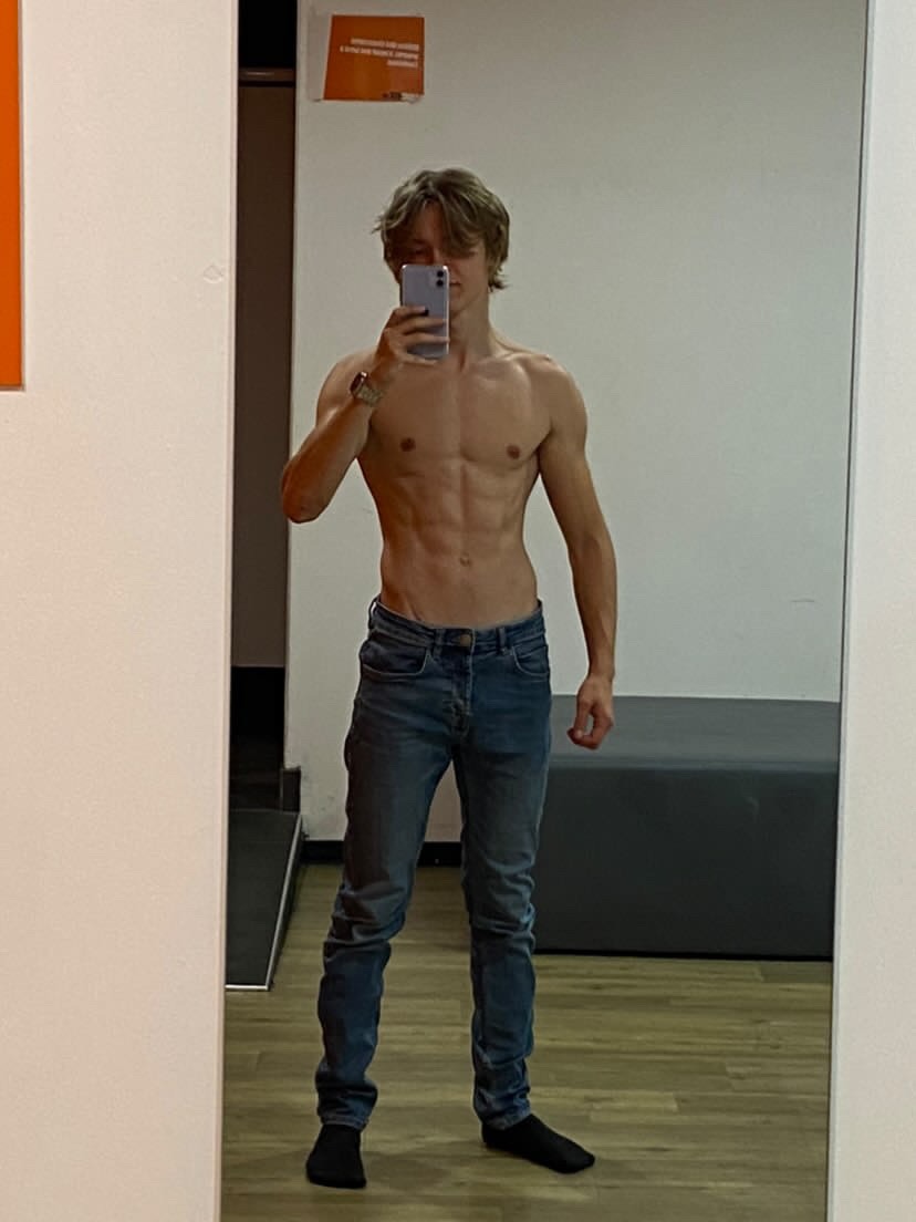 Profil de Mao, 24 ans, Escort gay à Gudo