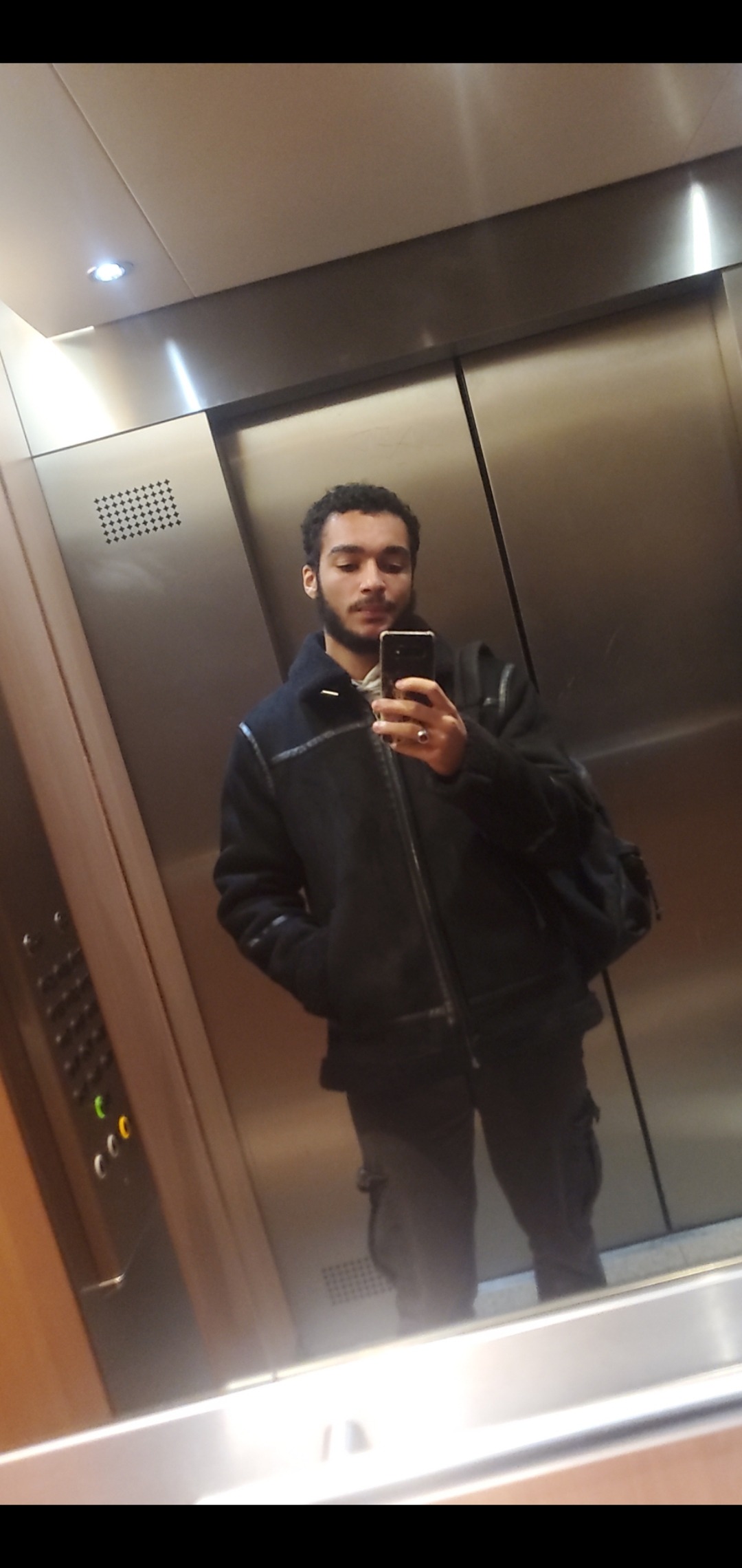 Profil de Godefroy, 20 ans, Escort gay à Pignia