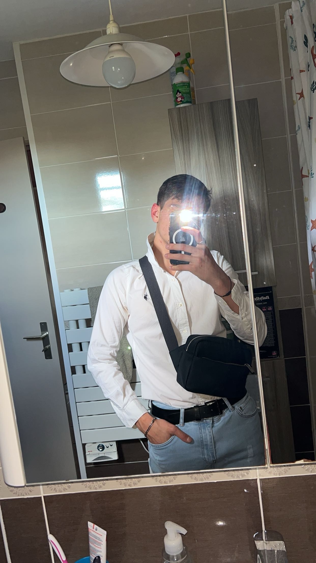 Profil de Hugues-antoine, 18 ans, Escort gay à Remetschwil
