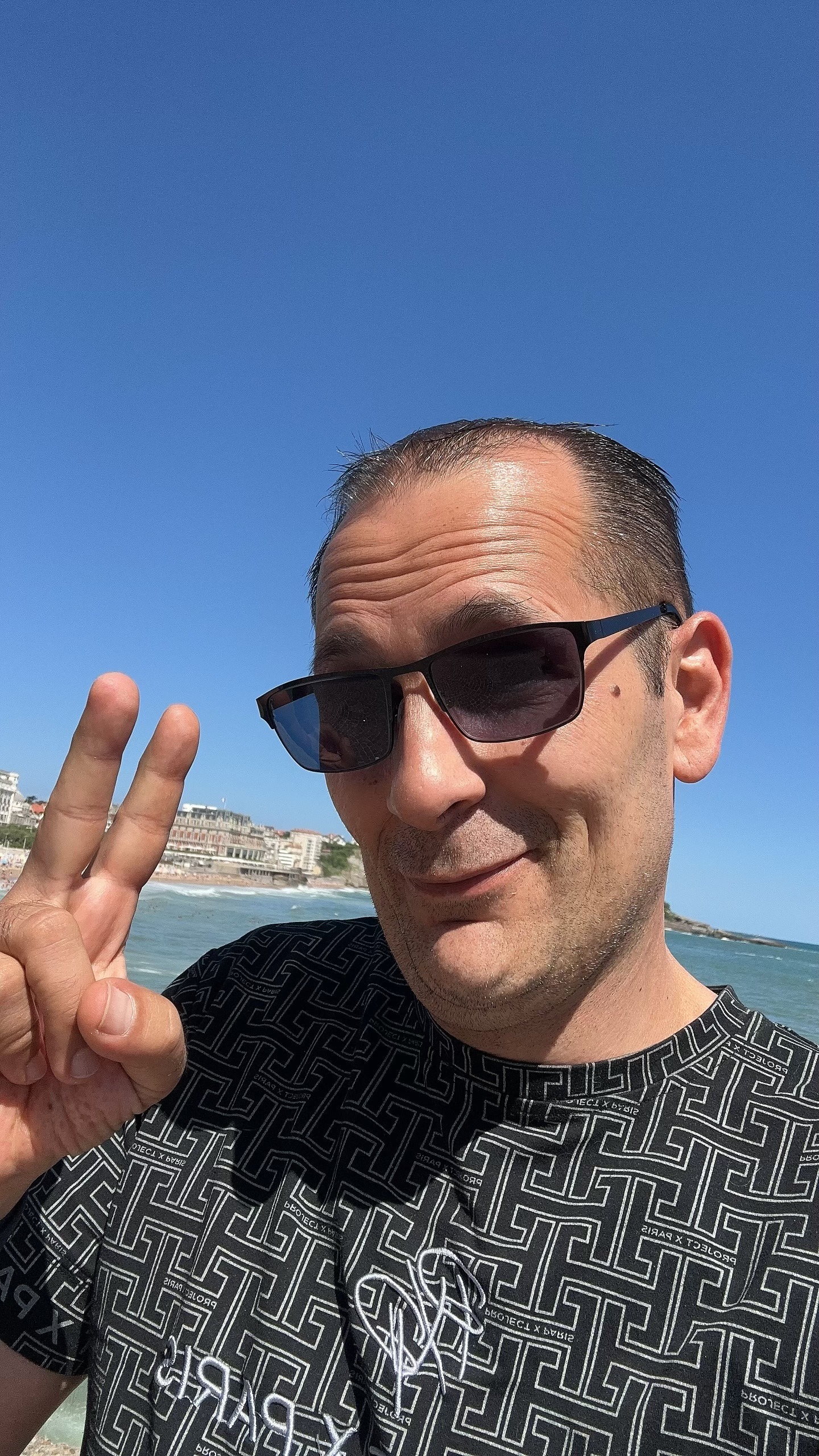 Profil de Yven, 46 ans, Escort gay à Seseglio