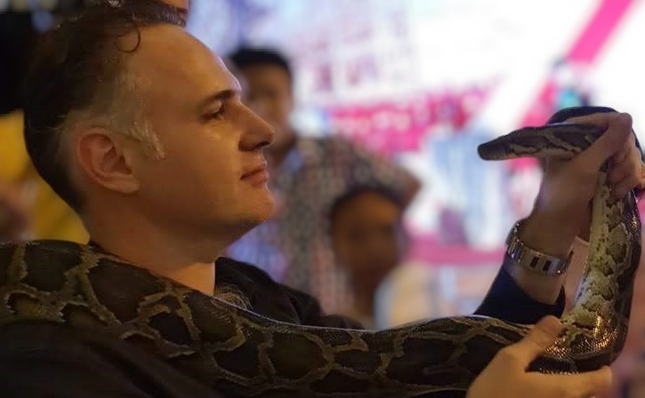 Profil de Batiste, 51 ans, Escort gay à Frümsen