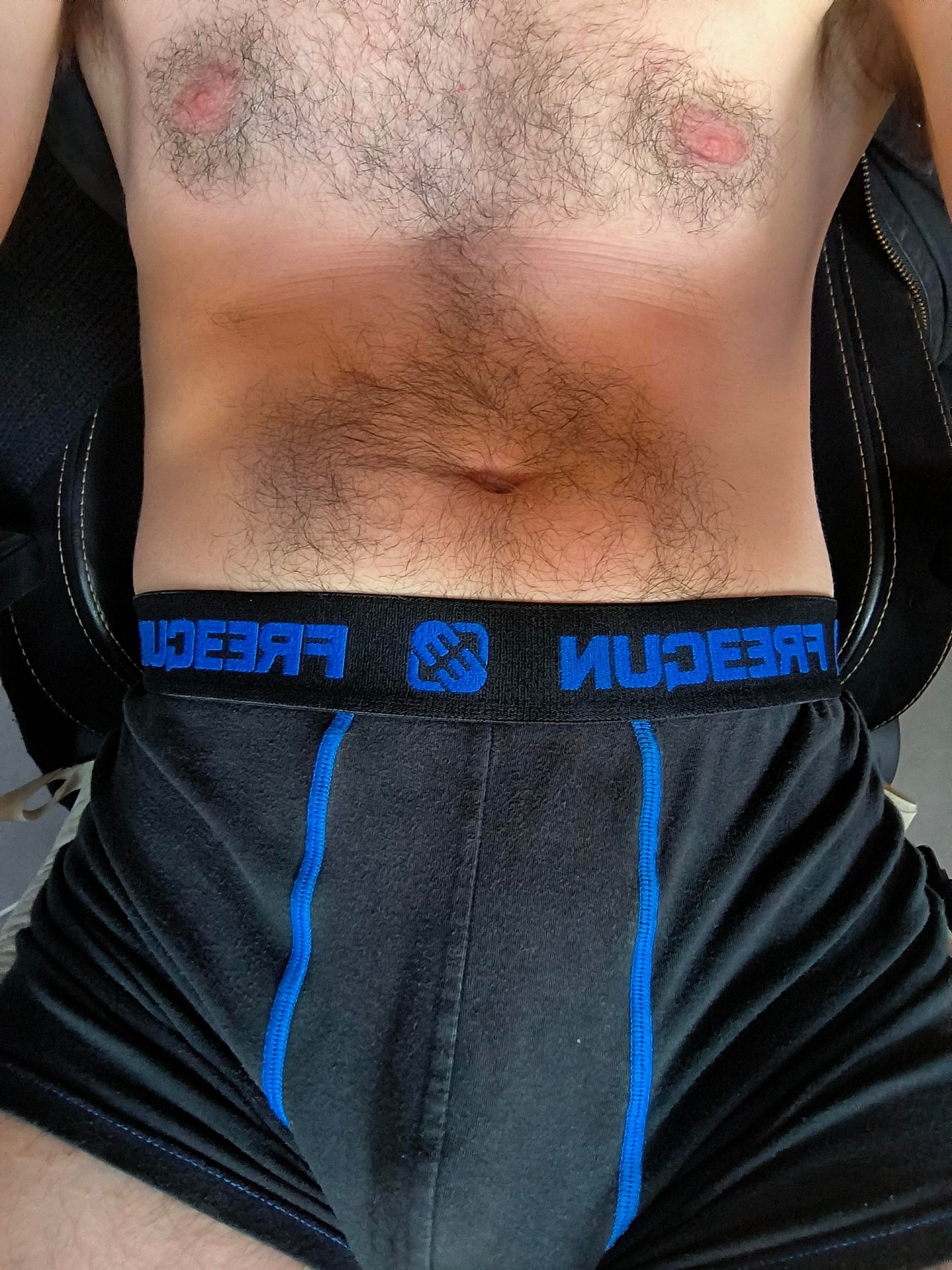 Profil de Awenn, 40 ans, Escort gay à Ramosch
