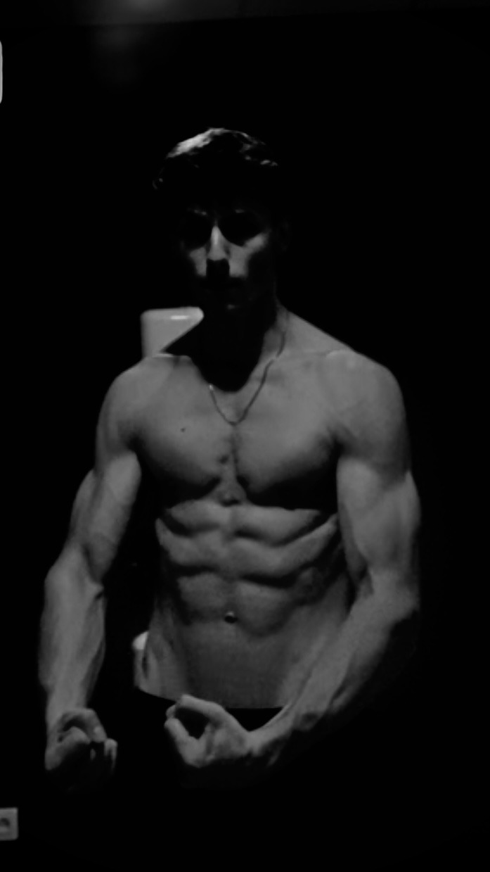 Profil de Bertil, 20 ans, Escort gay à Siselen BE