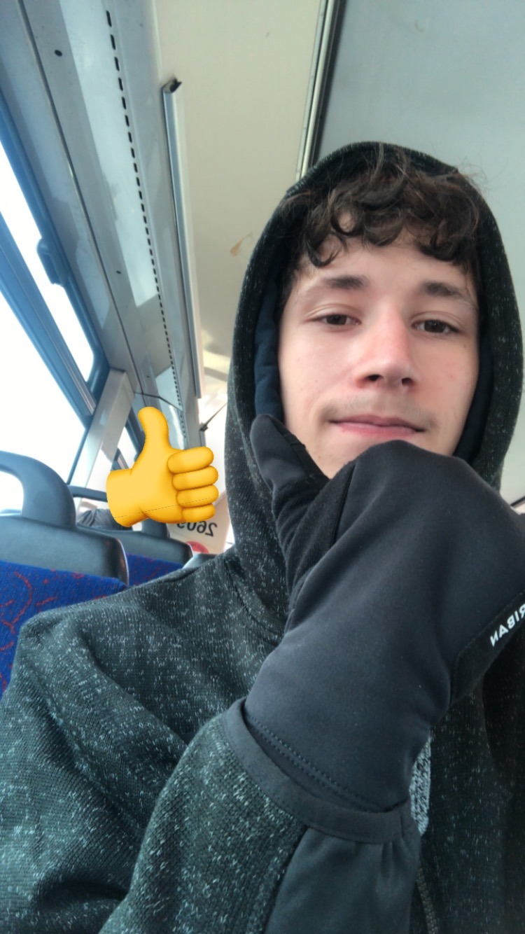 Profil de Hazel, 20 ans, Escort gay à Matzingen