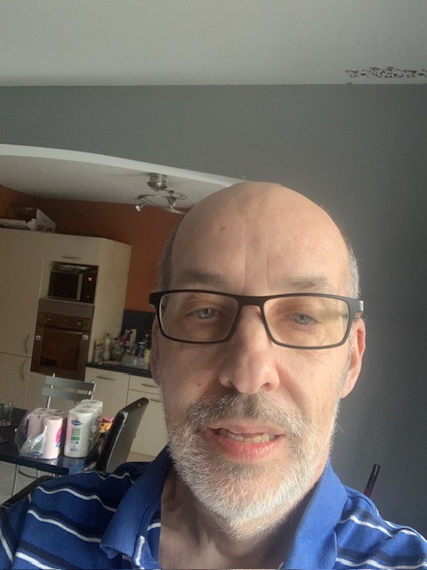 Profil de Yanael, 55 ans, Escort gay à Gudo