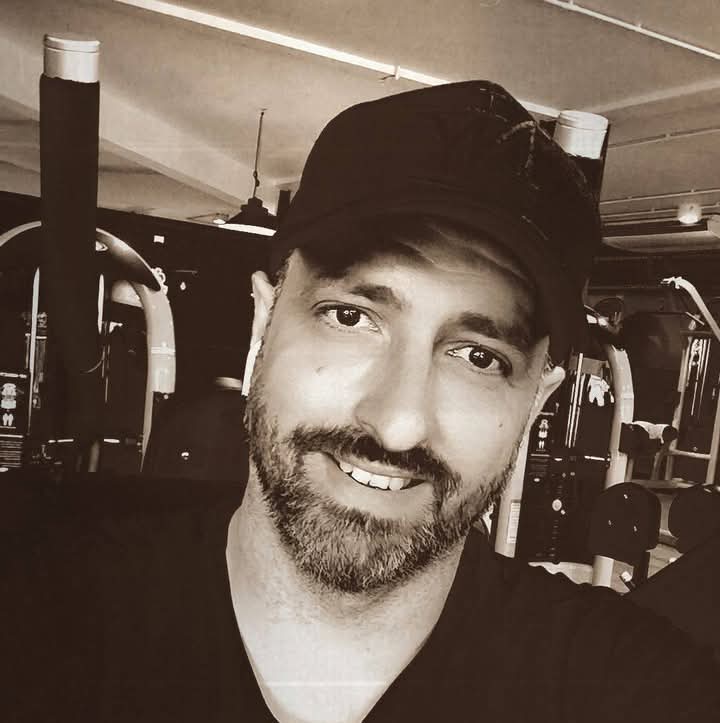 Profil de Jozef, 41 ans, Escort gay à Couvet