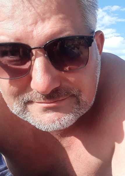 Profil de Aymeric, 50 ans, Escort gay à Sornetan