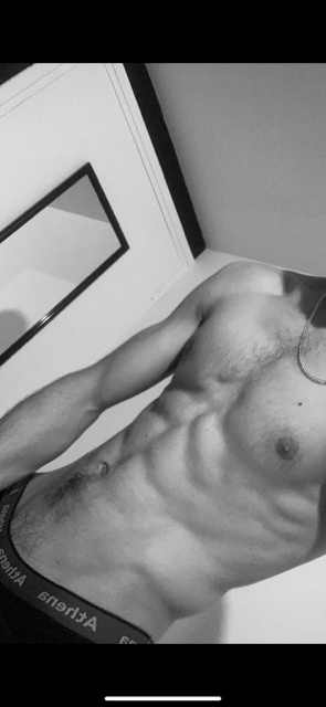 Profil de Djayann, 23 ans, Escort gay à Murg
