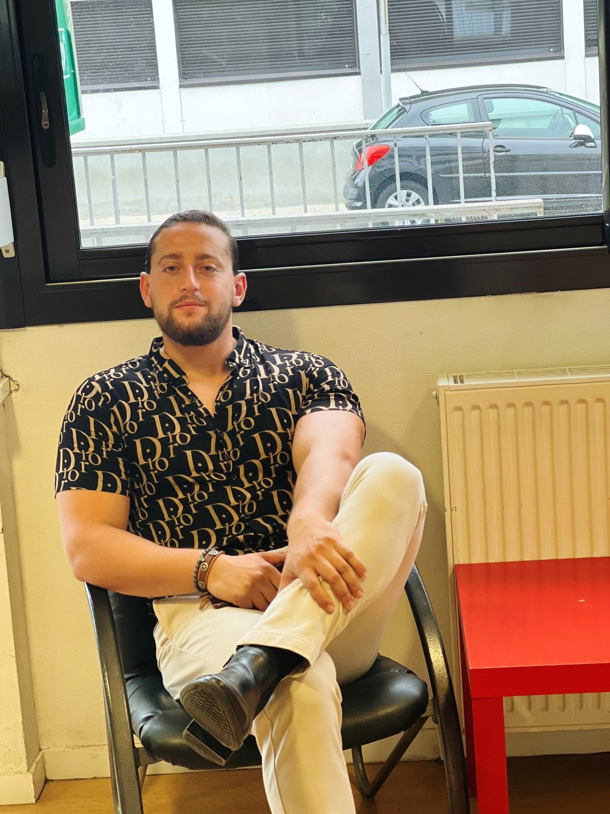 Profil de Slawko, 24 ans, Escort gay à Berg SG