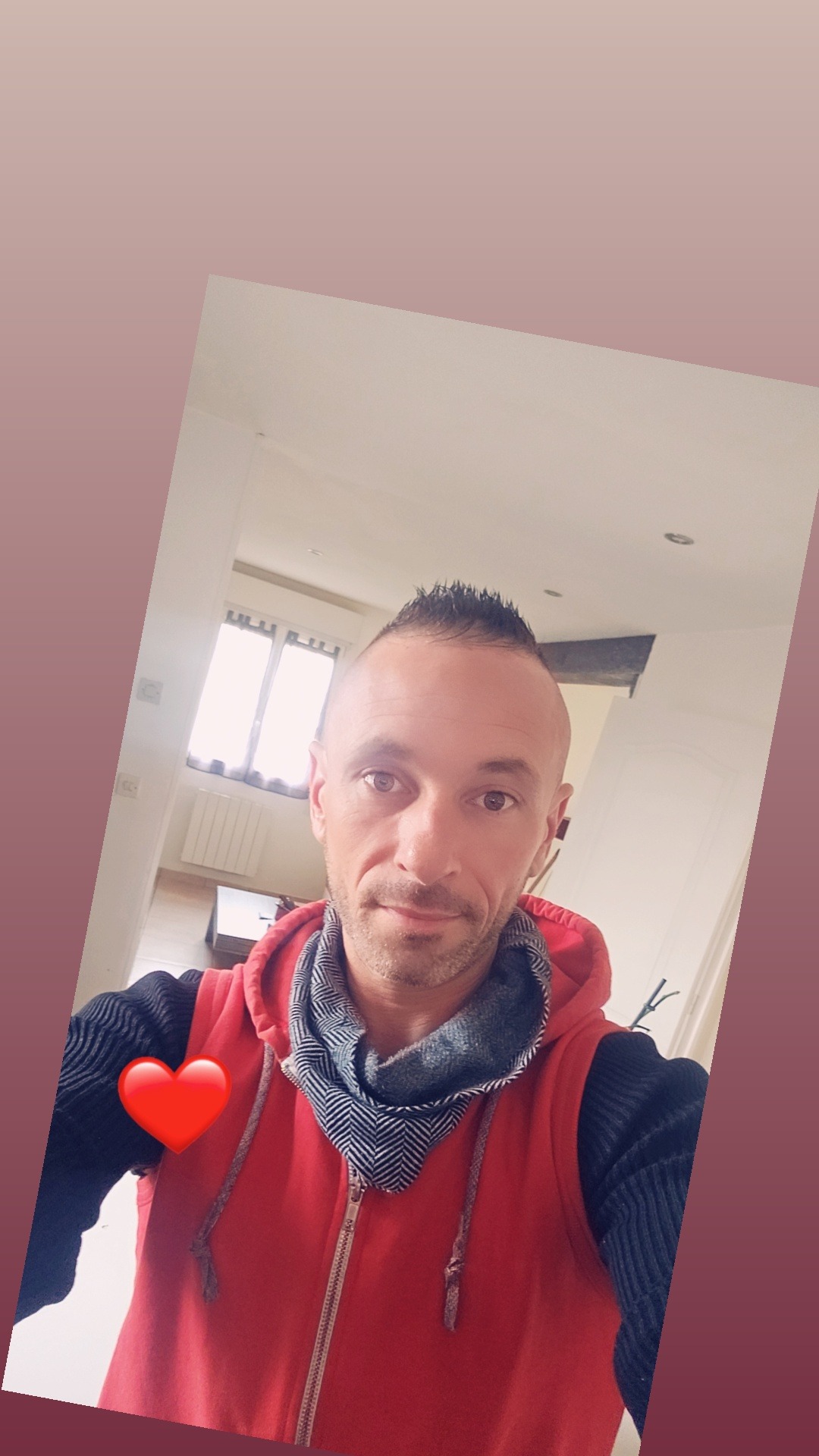 Profil de Isak, 38 ans, Escort gay à Gudo
