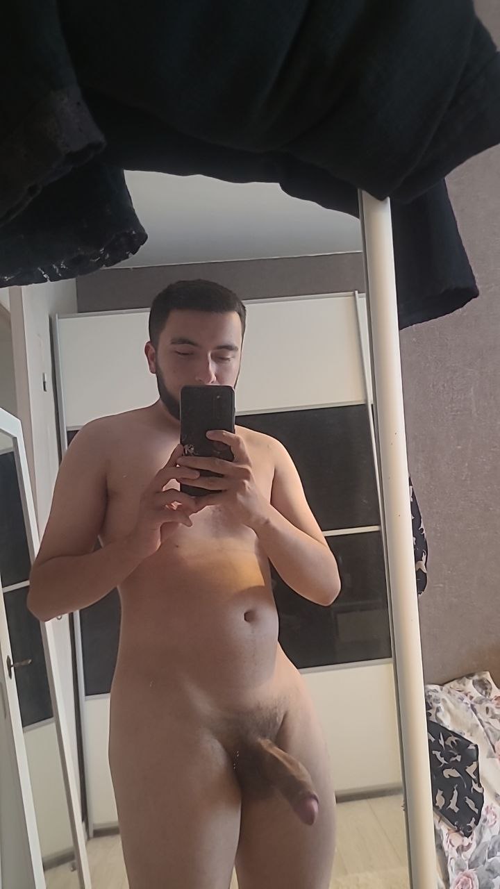 Profil de Philéas, 21 ans, Escort gay à Aristau