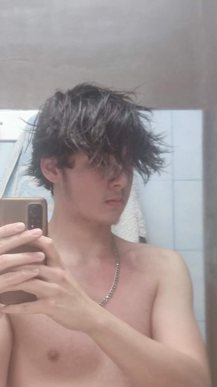 Profil de Marie-joseph, 18 ans, Escort gay à Hüttikon