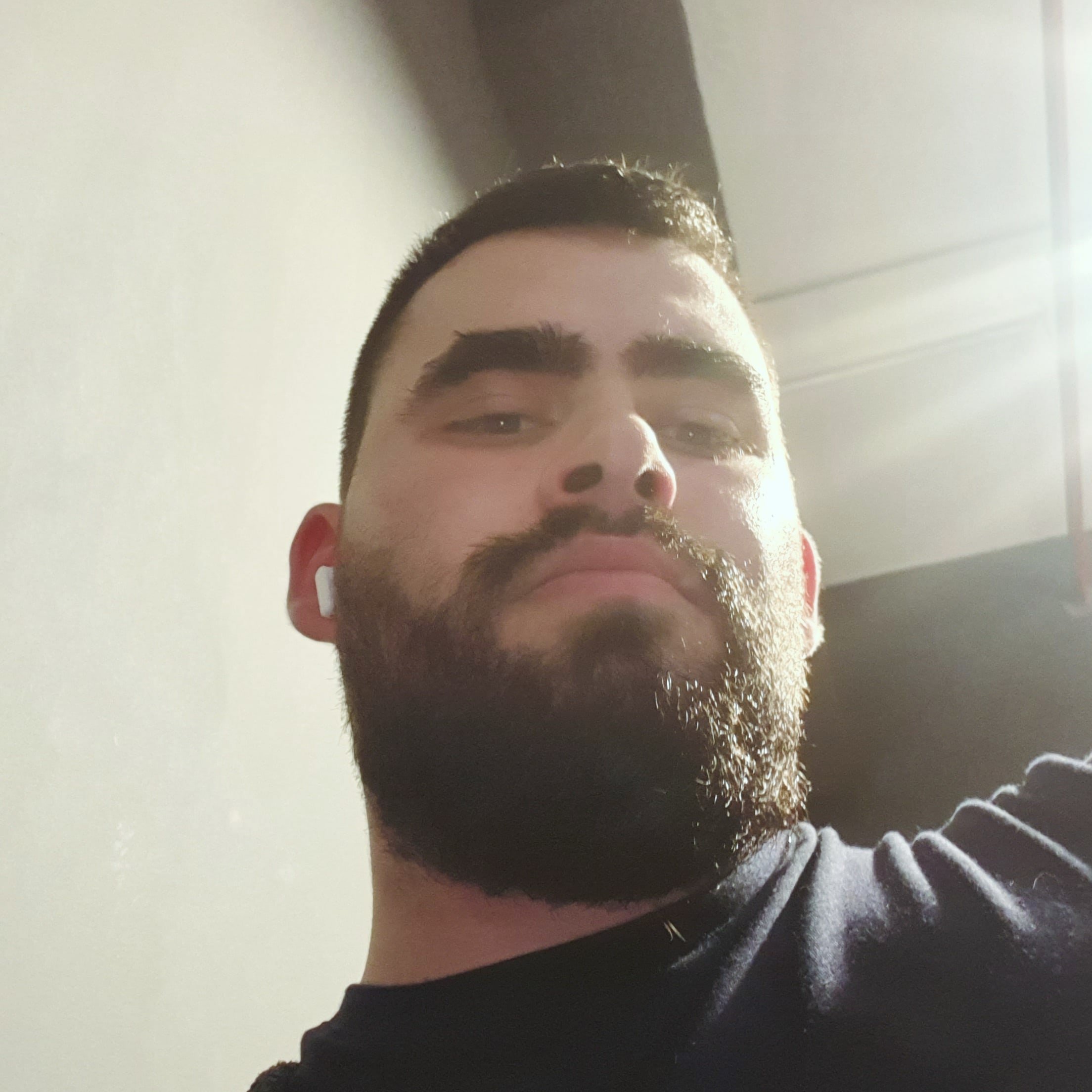 Profil de Selyan, 25 ans, Escort gay à Ependes FR