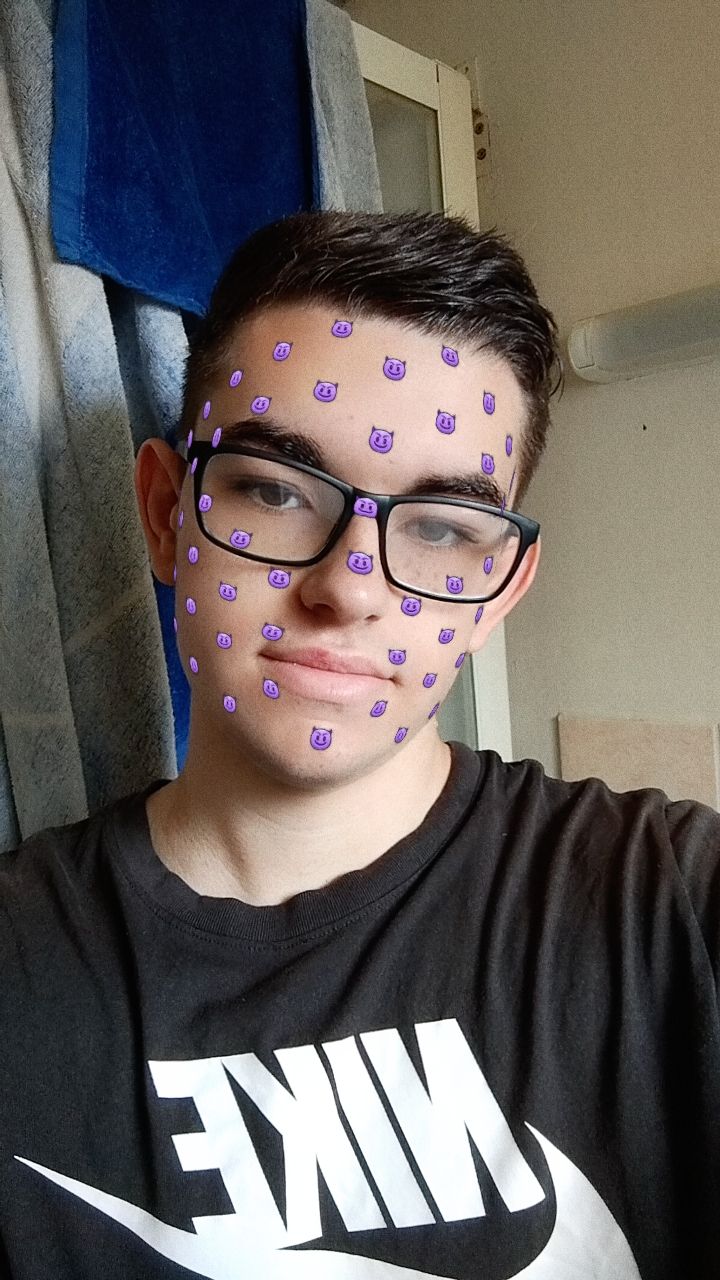 Profil de Mouhsine, 21 ans, Escort gay à Jeuss