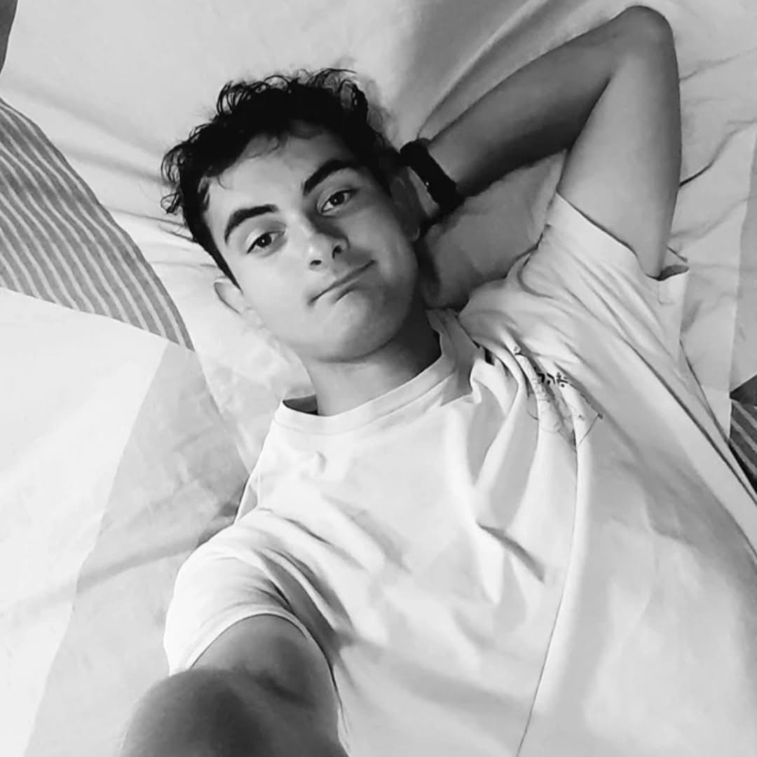 Profil de Todd, 19 ans, Escort gay à Speicher