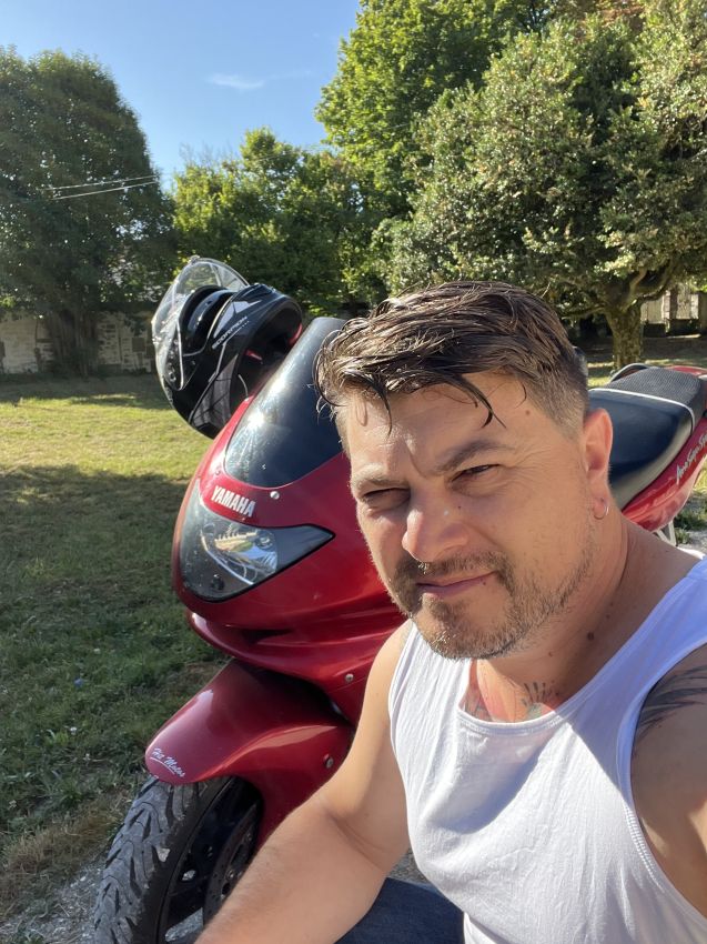 Profil de Pathe, 42 ans, Escort gay à Klöntal