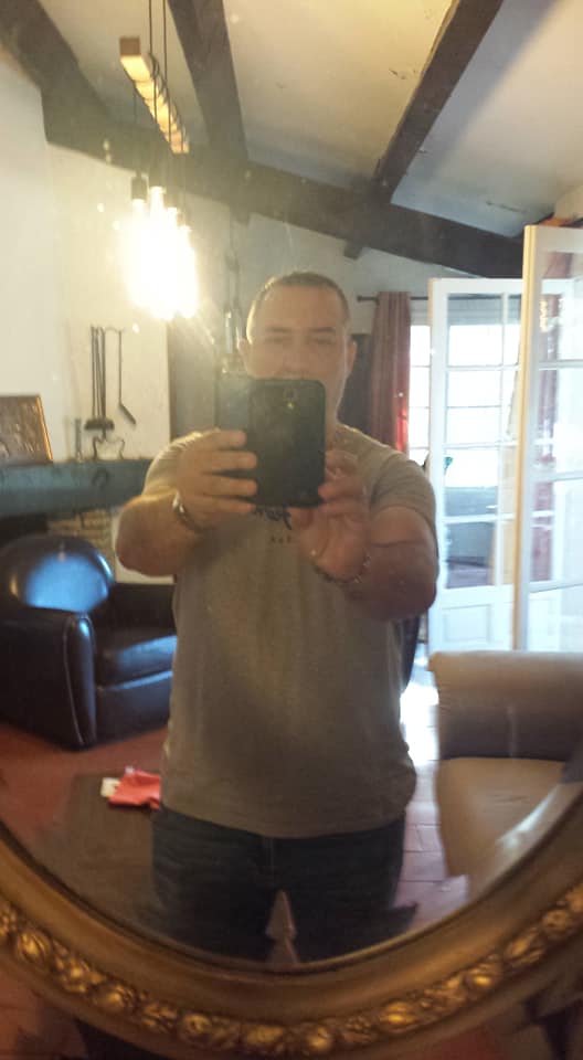 Profil de Yvick, 50 ans, Escort gay à Dürnten