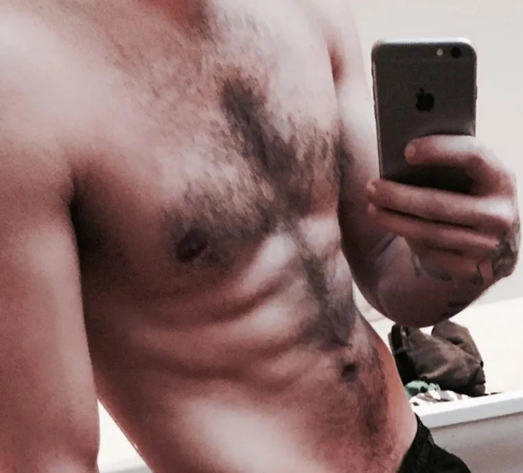 Profil de Merwane, 38 ans, Escort gay à Riein