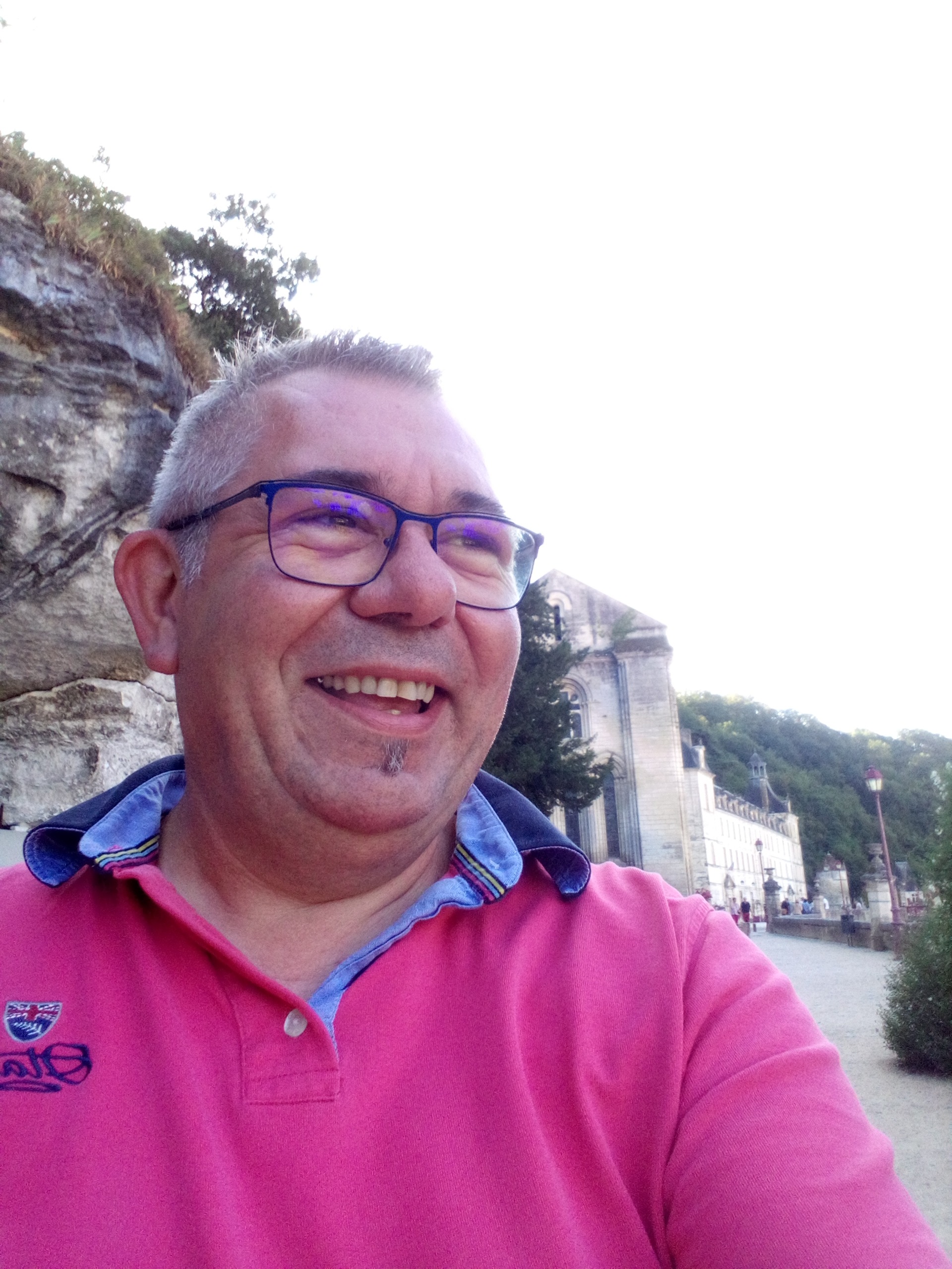 Profil de Vaitea, 55 ans, Escort gay à Ebnat-Kappel