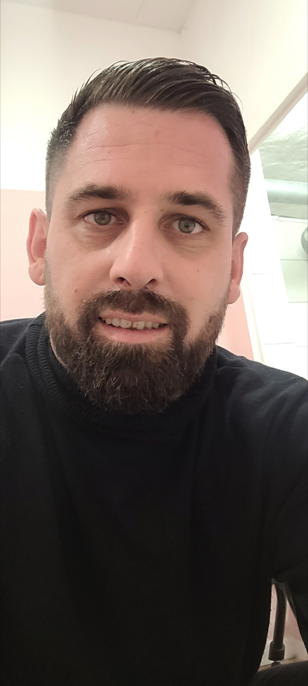 Profil de Dorian, 37 ans, Escort gay à Villeret