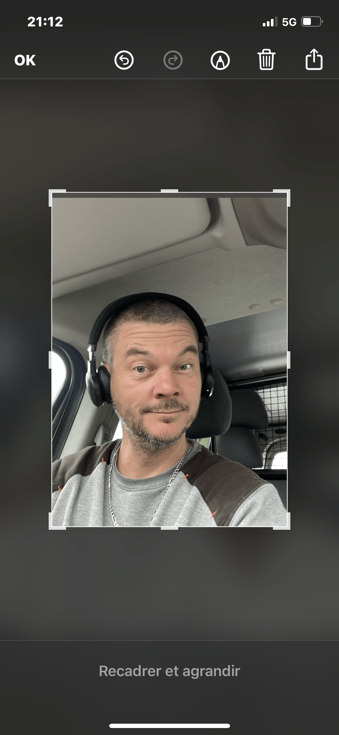 Profil de Djillali, 27 ans, Escort gay à Oberschan