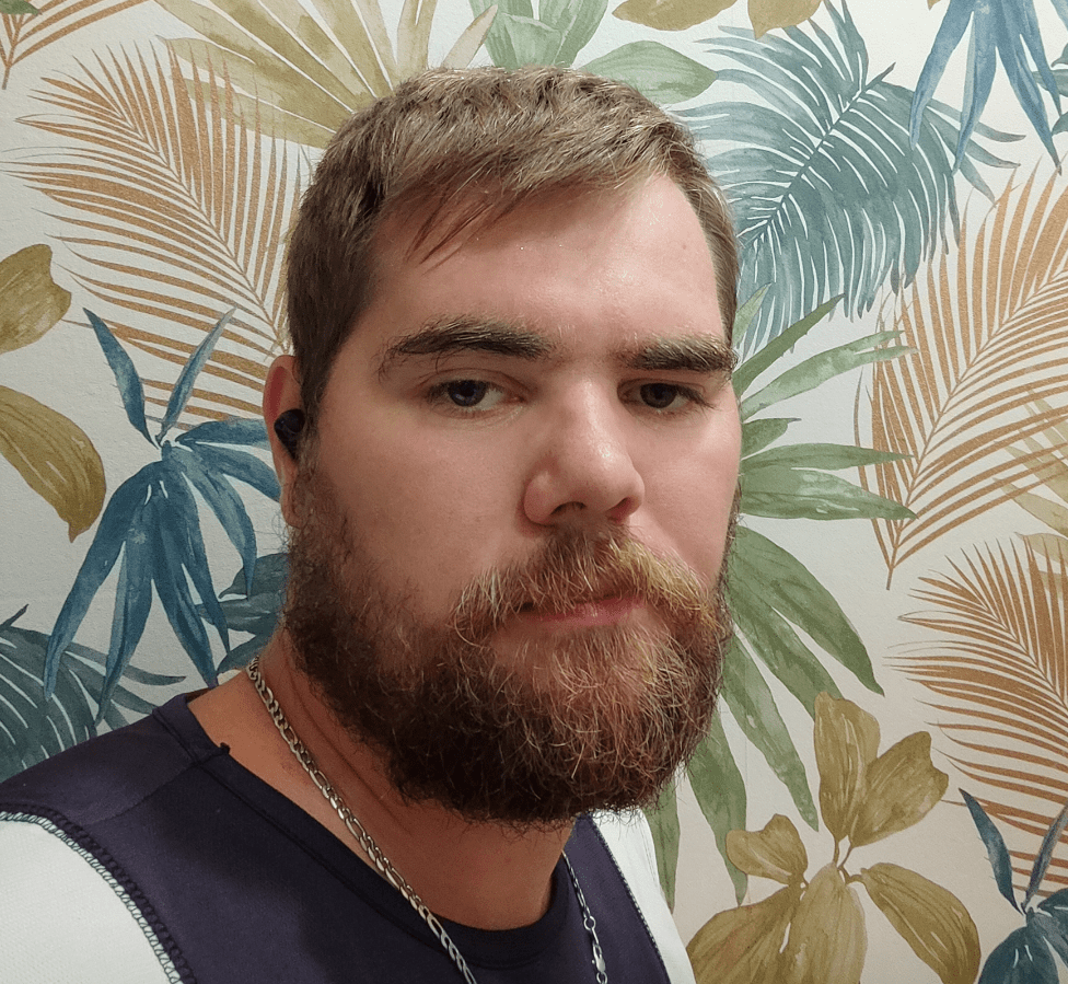Profil de Maher, 28 ans, Escort gay à Hennens