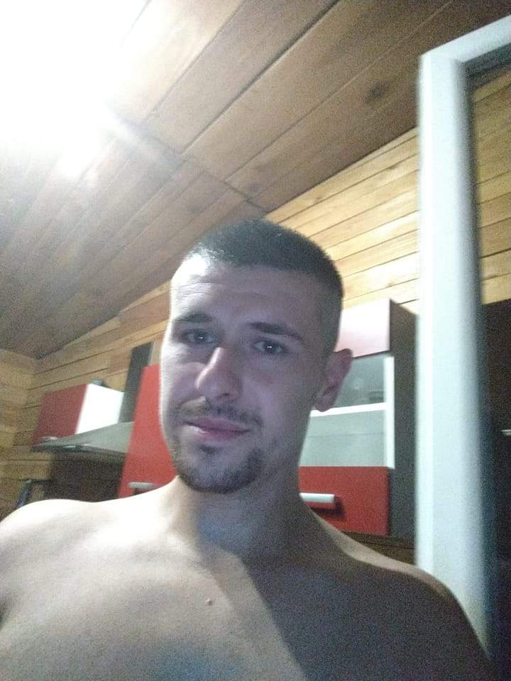 Profil de Brooklyn, 33 ans, Escort gay à Zetzwil