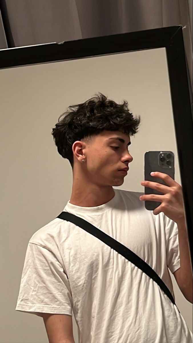 Profil de Collin, 22 ans, Escort gay à La Cibourg
