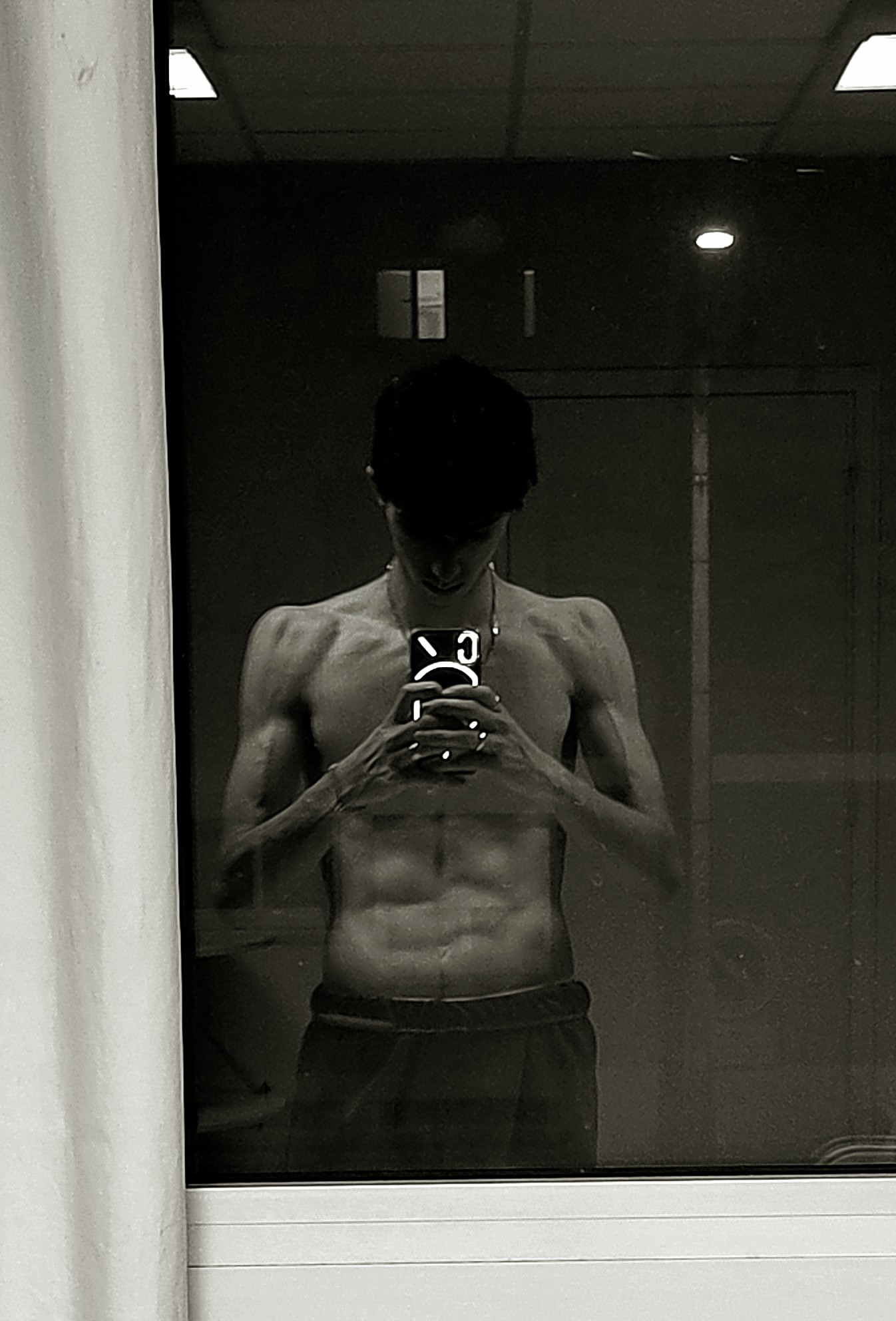 Profil de Hillal, 21 ans, Escort gay à Aranno