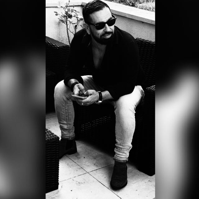 Profil de Noury, 47 ans, Escort gay à Loveresse
