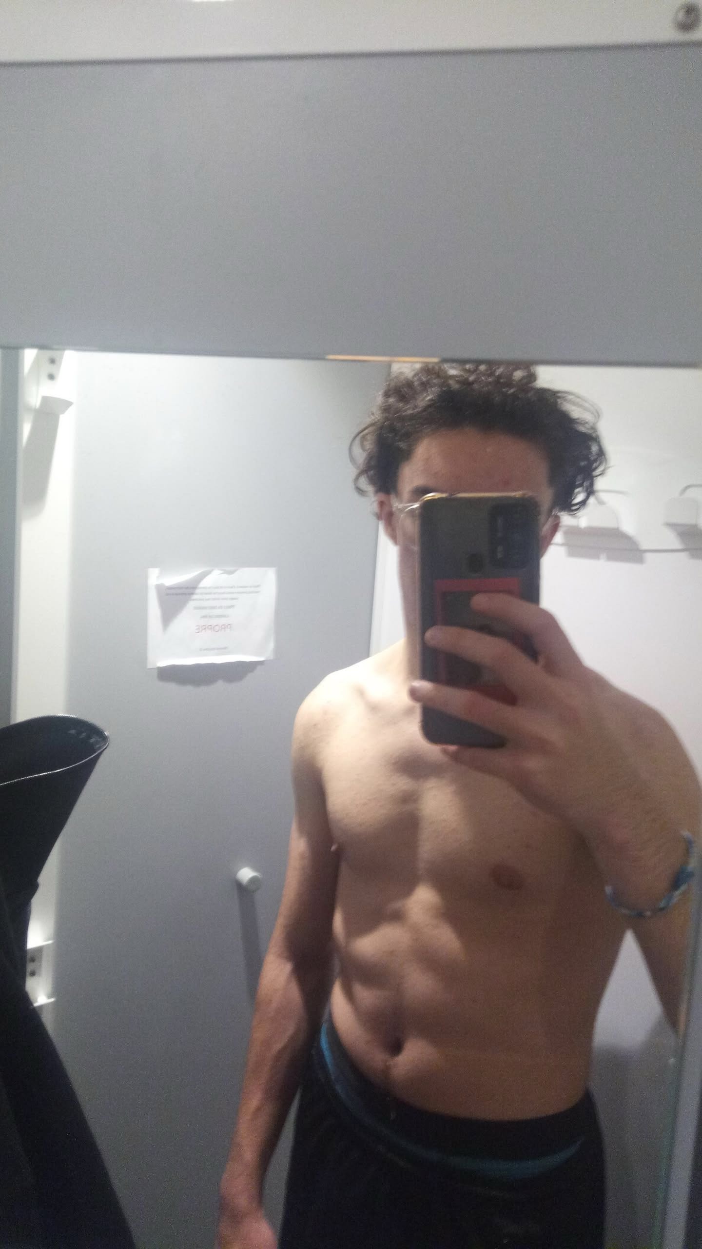 Profil de Xan, 19 ans, Escort gay à Cerniat FR