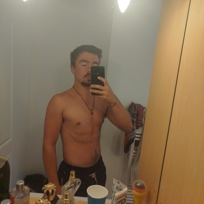 Profil de Akil, 23 ans, Escort gay à Speicher